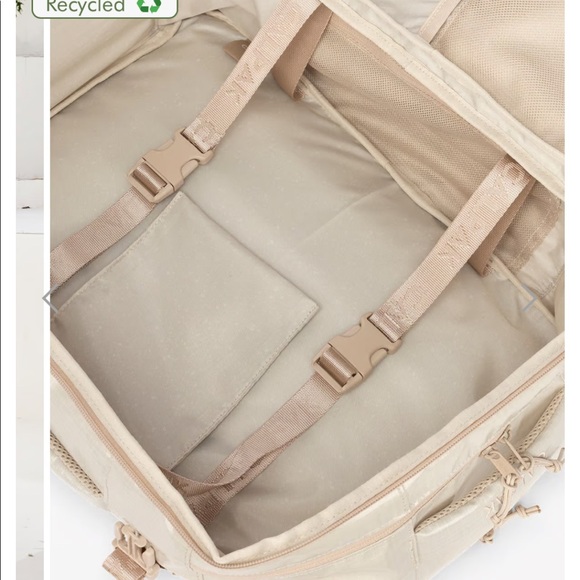 NWT CalPak 26L Laptop Duffel Backpack - Picture 6 of 7